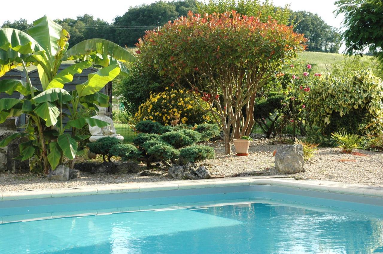 Domaine De La Queyssie Bed & Breakfast Saussignac Exterior foto