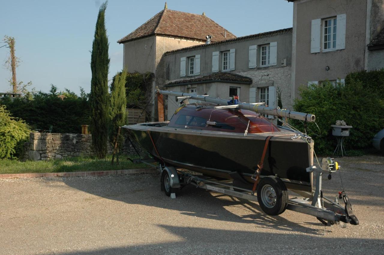 Domaine De La Queyssie Bed & Breakfast Saussignac Exterior foto