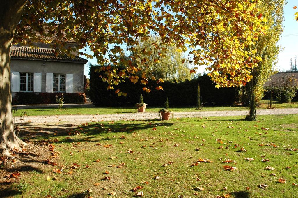 Domaine De La Queyssie Bed & Breakfast Saussignac Exterior foto