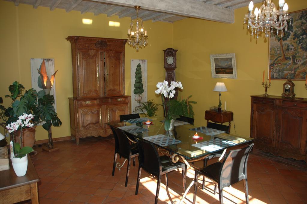 Domaine De La Queyssie Bed & Breakfast Saussignac Exterior foto